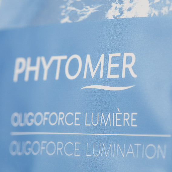 Vitamin B3 Tissue Mask for Spots and Wrinkles | Oligoforce Lumière - Image 5